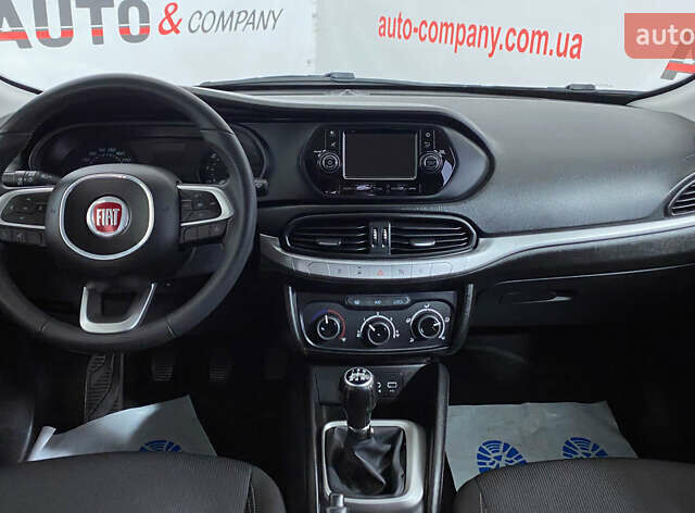 Білий Фіат Тіпо, об'ємом двигуна 1.3 л та пробігом 159 тис. км за 9450 $, фото 15 на Automoto.ua