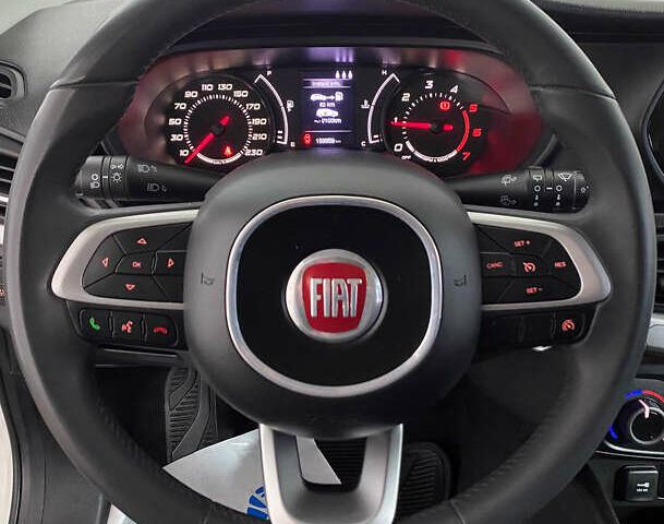 Білий Фіат Тіпо, об'ємом двигуна 1.3 л та пробігом 159 тис. км за 9450 $, фото 6 на Automoto.ua