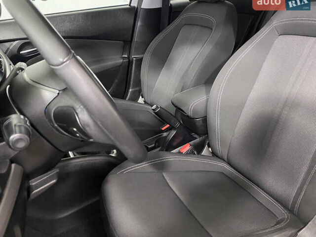 Білий Фіат Тіпо, об'ємом двигуна 1.3 л та пробігом 159 тис. км за 9450 $, фото 5 на Automoto.ua