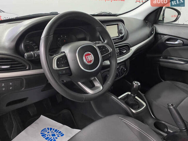 Білий Фіат Тіпо, об'ємом двигуна 1.3 л та пробігом 159 тис. км за 9450 $, фото 4 на Automoto.ua