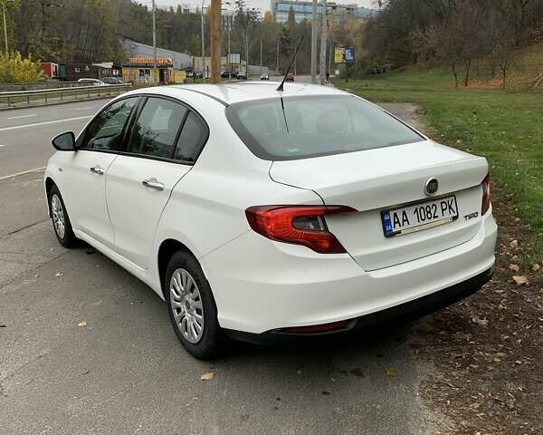 Белый Фиат Типо, объемом двигателя 1.6 л и пробегом 125 тыс. км за 9300 $, фото 3 на Automoto.ua