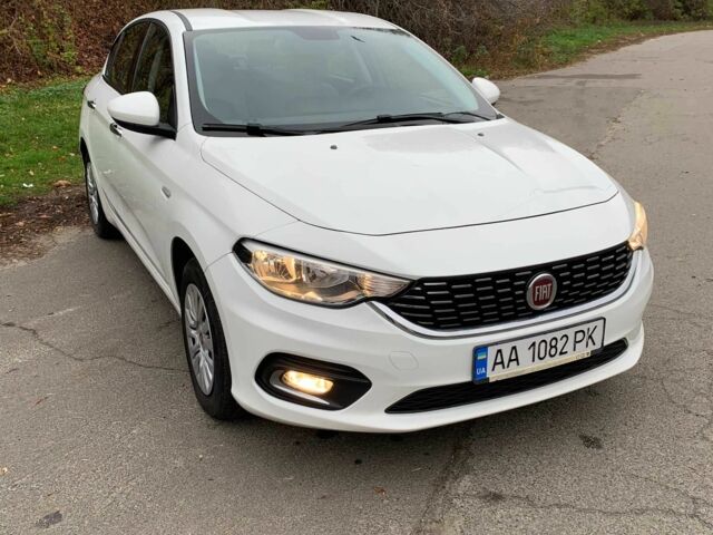 Белый Фиат Типо, объемом двигателя 1.6 л и пробегом 125 тыс. км за 9300 $, фото 6 на Automoto.ua