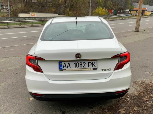 Белый Фиат Типо, объемом двигателя 1.6 л и пробегом 125 тыс. км за 9300 $, фото 4 на Automoto.ua
