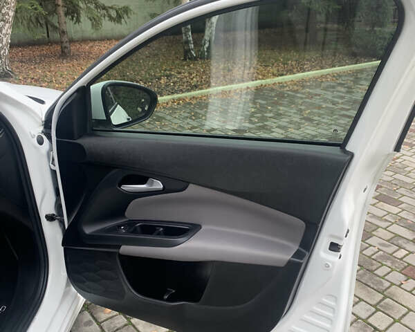 Белый Фиат Типо, объемом двигателя 1.37 л и пробегом 62 тыс. км за 10500 $, фото 16 на Automoto.ua