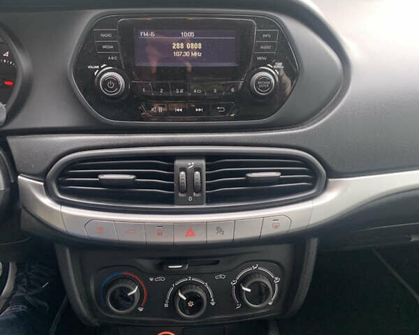 Белый Фиат Типо, объемом двигателя 1.37 л и пробегом 62 тыс. км за 10500 $, фото 19 на Automoto.ua