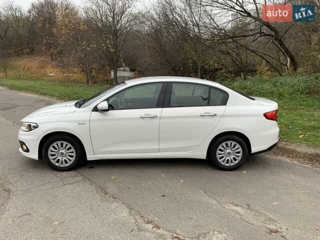 Белый Фиат Типо, объемом двигателя 1.6 л и пробегом 125 тыс. км за 9300 $, фото 2 на Automoto.ua