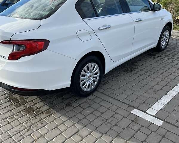 Белый Фиат Типо, объемом двигателя 1.25 л и пробегом 114 тыс. км за 8700 $, фото 5 на Automoto.ua