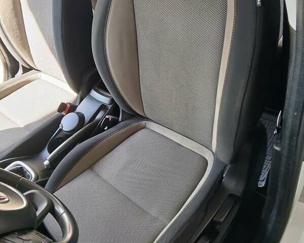 Білий Фіат Тіпо, об'ємом двигуна 1.37 л та пробігом 72 тис. км за 9300 $, фото 11 на Automoto.ua