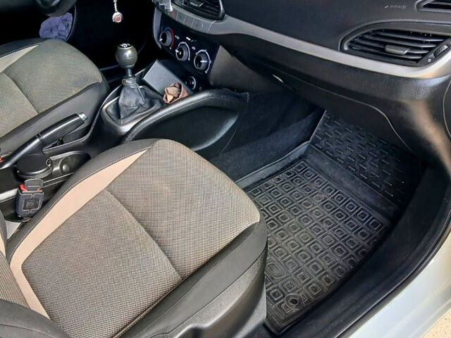 Білий Фіат Тіпо, об'ємом двигуна 1.4 л та пробігом 0 тис. км за 9200 $, фото 7 на Automoto.ua