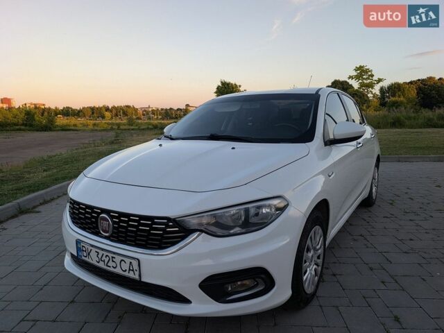 Белый Фиат Типо, объемом двигателя 1.4 л и пробегом 185 тыс. км за 6500 $, фото 7 на Automoto.ua