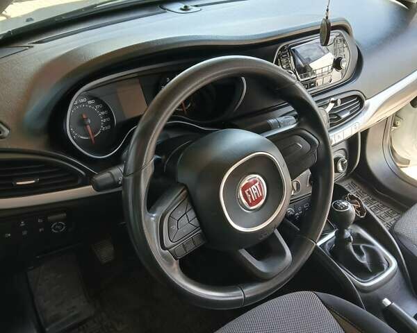 Білий Фіат Тіпо, об'ємом двигуна 1.37 л та пробігом 72 тис. км за 9300 $, фото 7 на Automoto.ua