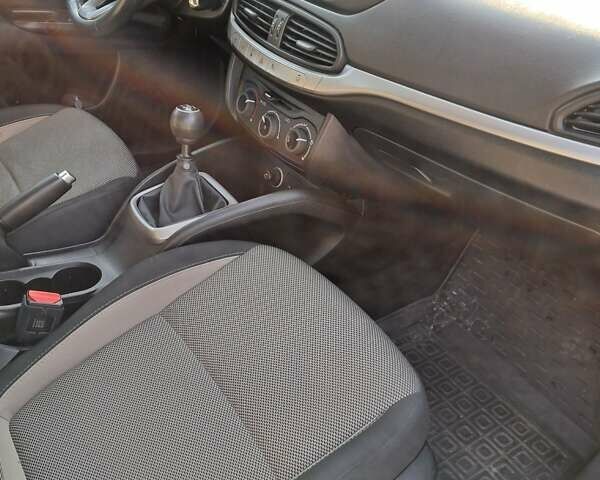 Білий Фіат Тіпо, об'ємом двигуна 1.37 л та пробігом 111 тис. км за 9200 $, фото 19 на Automoto.ua