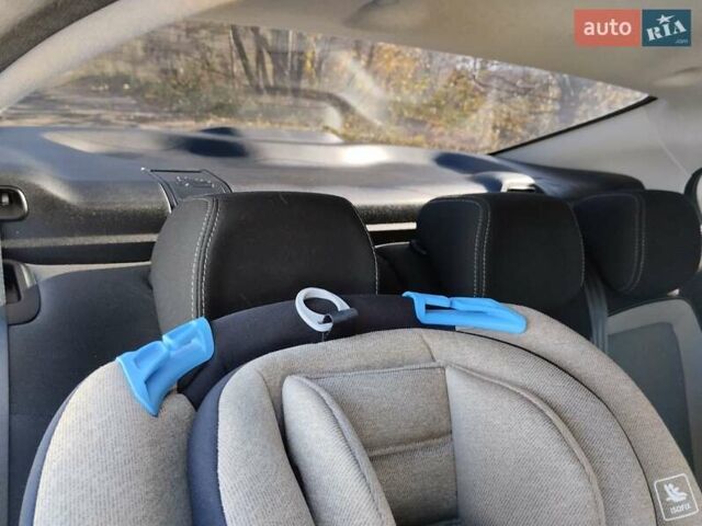 Білий Фіат Тіпо, об'ємом двигуна 1.37 л та пробігом 58 тис. км за 10700 $, фото 31 на Automoto.ua