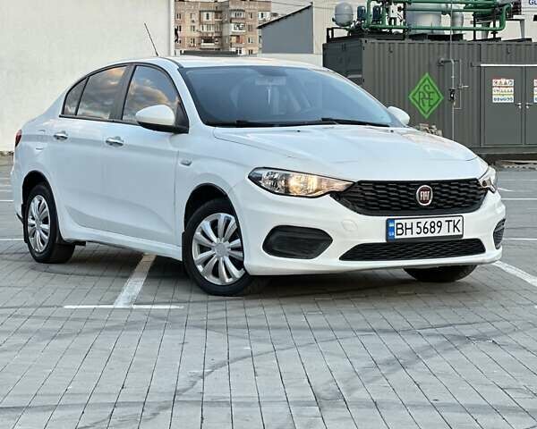 Белый Фиат Типо, объемом двигателя 1.37 л и пробегом 220 тыс. км за 4799 $, фото 2 на Automoto.ua