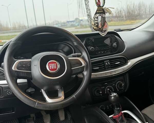 Белый Фиат Типо, объемом двигателя 1.37 л и пробегом 129 тыс. км за 9500 $, фото 8 на Automoto.ua