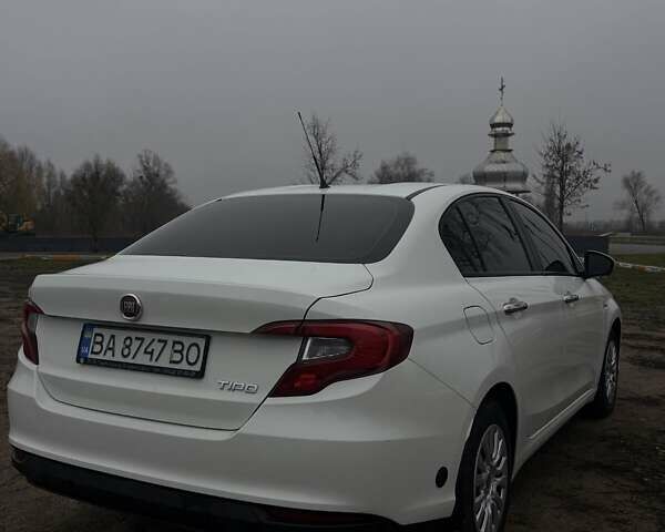 Белый Фиат Типо, объемом двигателя 1.37 л и пробегом 129 тыс. км за 9500 $, фото 21 на Automoto.ua