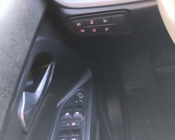 Білий Фіат Тіпо, об'ємом двигуна 1.37 л та пробігом 58 тис. км за 10700 $, фото 19 на Automoto.ua