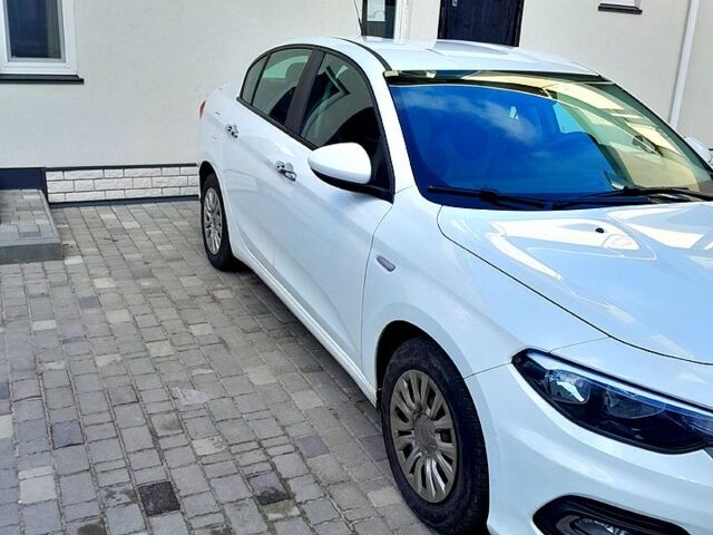 Білий Фіат Тіпо, об'ємом двигуна 1.4 л та пробігом 157 тис. км за 7500 $, фото 1 на Automoto.ua