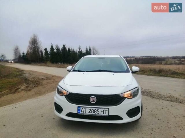 Белый Фиат Типо, объемом двигателя 1.37 л и пробегом 130 тыс. км за 7500 $, фото 6 на Automoto.ua