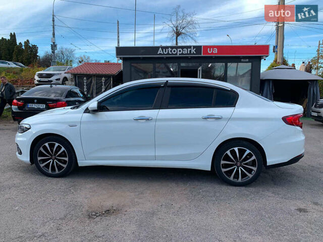 Белый Фиат Типо, объемом двигателя 1.4 л и пробегом 58 тыс. км за 10990 $, фото 6 на Automoto.ua