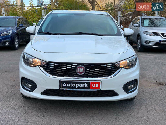 Белый Фиат Типо, объемом двигателя 1.4 л и пробегом 58 тыс. км за 10990 $, фото 3 на Automoto.ua