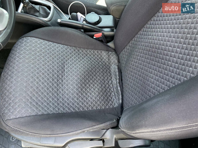 Білий Фіат Тіпо, об'ємом двигуна 1.37 л та пробігом 110 тис. км за 8700 $, фото 10 на Automoto.ua