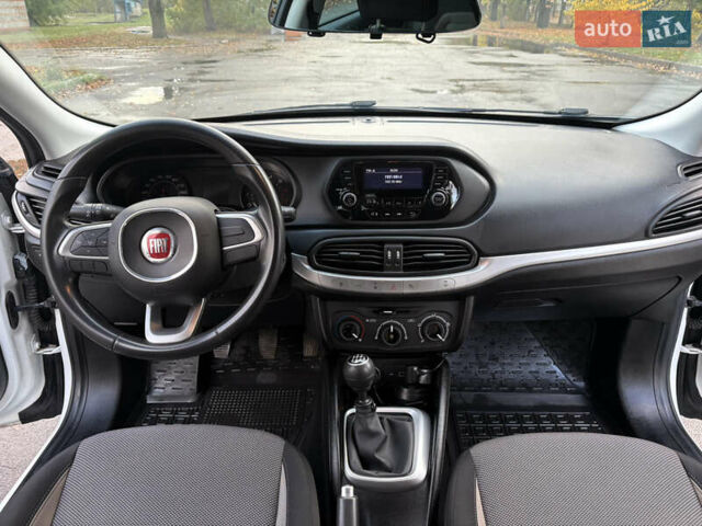 Фиат Типо 2019 в Горишние Плавни (Комсомольск) на Automoto.ua Белый Фиат Типо, объемом двигателя 1.37 л и пробегом 48 тыс. км за 9250 $, фото 13 на Automoto.ua