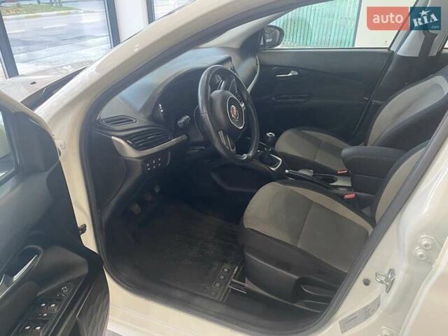 Белый Фиат Типо, объемом двигателя 1.37 л и пробегом 134 тыс. км за 8600 $, фото 9 на Automoto.ua