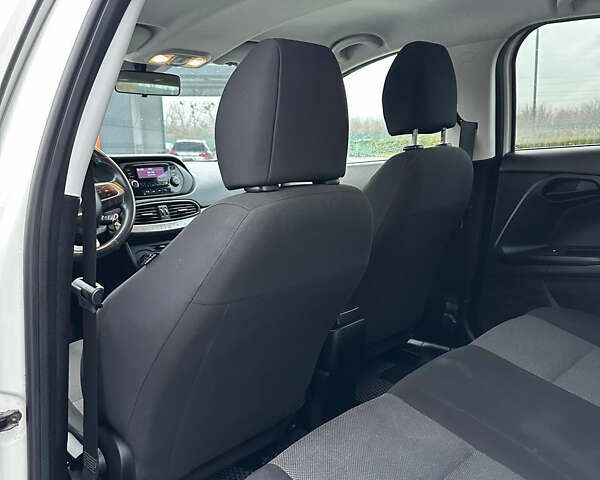 Белый Фиат Типо, объемом двигателя 1.37 л и пробегом 91 тыс. км за 10399 $, фото 14 на Automoto.ua