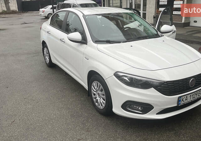 Белый Фиат Типо, объемом двигателя 1.37 л и пробегом 114 тыс. км за 8500 $, фото 2 на Automoto.ua