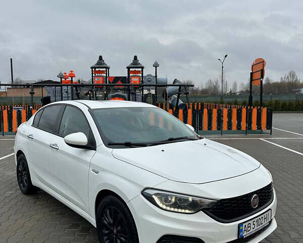 Белый Фиат Типо, объемом двигателя 1.37 л и пробегом 91 тыс. км за 10399 $, фото 1 на Automoto.ua