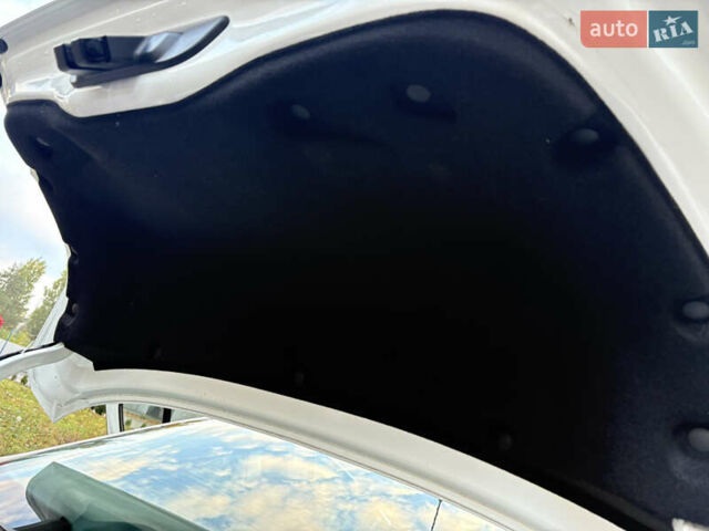 Фиат Типо 2019 в Горишние Плавни (Комсомольск) на Automoto.ua Белый Фиат Типо, объемом двигателя 1.37 л и пробегом 48 тыс. км за 9250 $, фото 49 на Automoto.ua