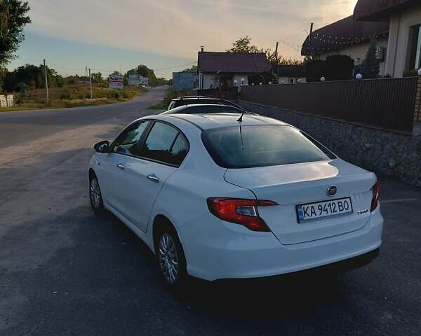 Білий Фіат Тіпо, об'ємом двигуна 1.37 л та пробігом 188 тис. км за 8300 $, фото 1 на Automoto.ua