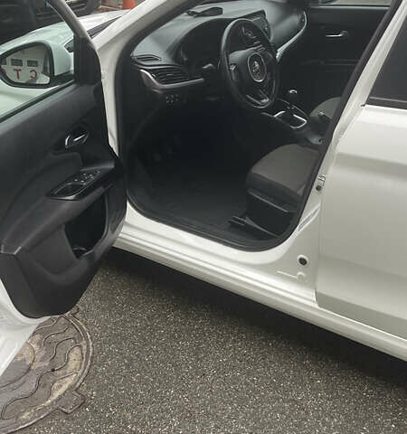 Белый Фиат Типо, объемом двигателя 1.37 л и пробегом 114 тыс. км за 8500 $, фото 4 на Automoto.ua