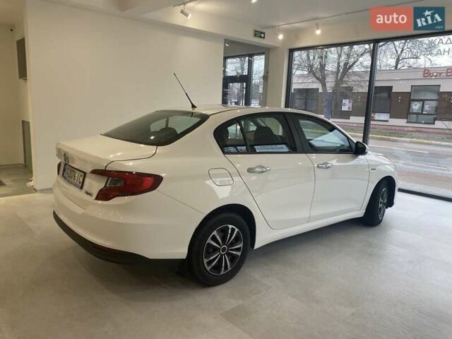 Белый Фиат Типо, объемом двигателя 1.37 л и пробегом 134 тыс. км за 8600 $, фото 3 на Automoto.ua