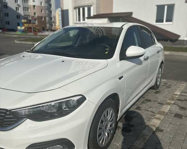 Белый Фиат Типо, объемом двигателя 1.4 л и пробегом 101 тыс. км за 8600 $, фото 5 на Automoto.ua