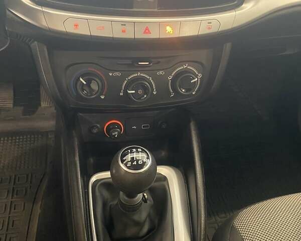 Белый Фиат Типо, объемом двигателя 1.37 л и пробегом 134 тыс. км за 8600 $, фото 17 на Automoto.ua