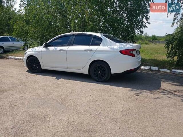 Білий Фіат Тіпо, об'ємом двигуна 1.37 л та пробігом 96 тис. км за 9100 $, фото 1 на Automoto.ua
