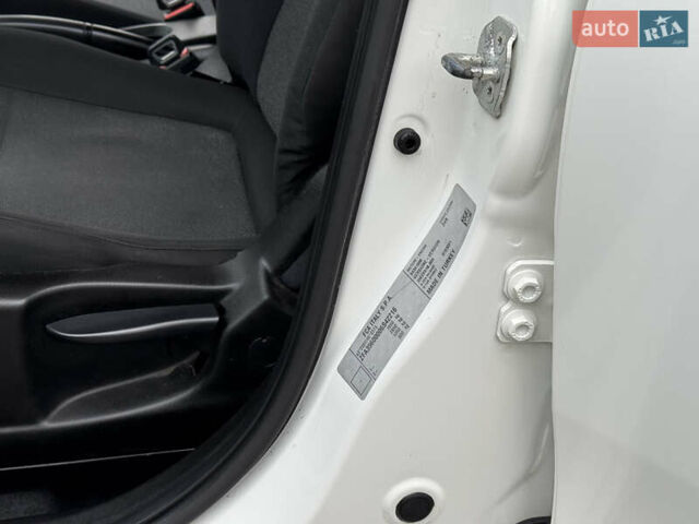 Фіат Тіпо 2020 у Смеле на Automoto.ua Білий Фіат Тіпо, об'ємом двигуна 1.37 л та пробігом 258 тис. км за 7600 $, фото 17 на Automoto.ua