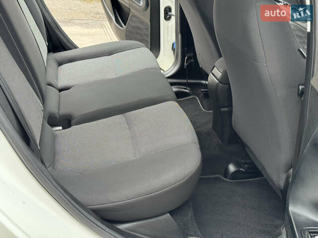 Фіат Тіпо 2020 у Смеле на Automoto.ua Білий Фіат Тіпо, об'ємом двигуна 1.37 л та пробігом 258 тис. км за 7600 $, фото 32 на Automoto.ua