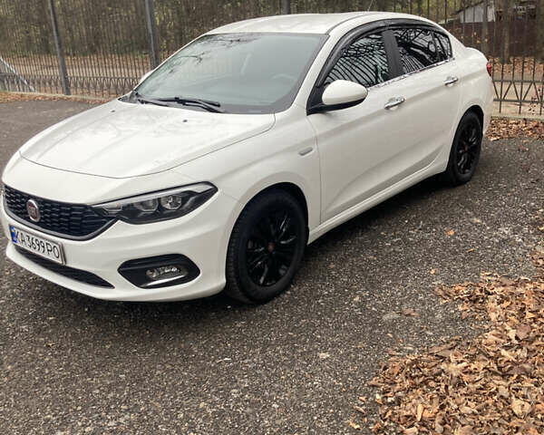 Белый Фиат Типо, объемом двигателя 1.37 л и пробегом 16 тыс. км за 13500 $, фото 1 на Automoto.ua