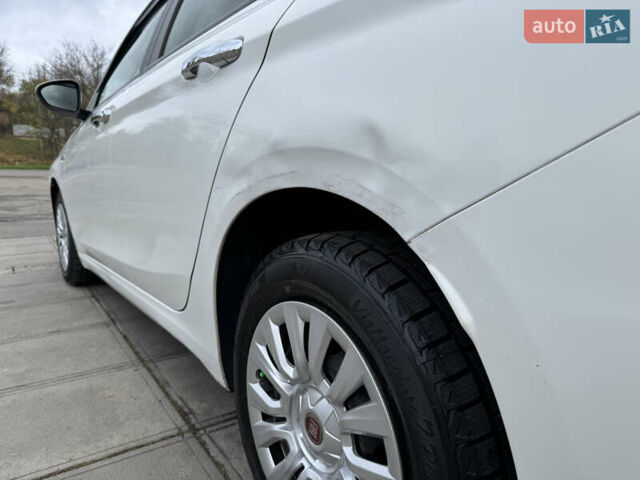 Фіат Тіпо 2020 у Смеле на Automoto.ua Білий Фіат Тіпо, об'ємом двигуна 1.37 л та пробігом 258 тис. км за 7600 $, фото 51 на Automoto.ua