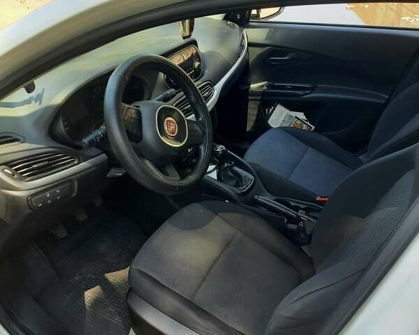 Білий Фіат Тіпо, об'ємом двигуна 1.37 л та пробігом 143 тис. км за 9300 $, фото 8 на Automoto.ua