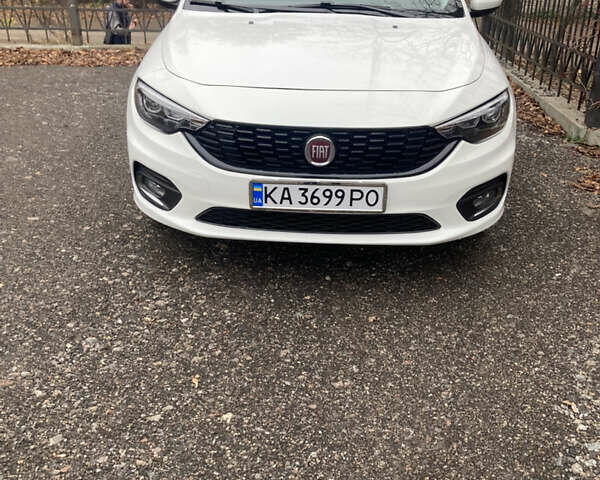 Белый Фиат Типо, объемом двигателя 1.37 л и пробегом 16 тыс. км за 13500 $, фото 2 на Automoto.ua