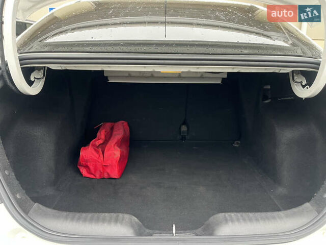 Белый Фиат Типо, объемом двигателя 1.37 л и пробегом 109 тыс. км за 10999 $, фото 15 на Automoto.ua