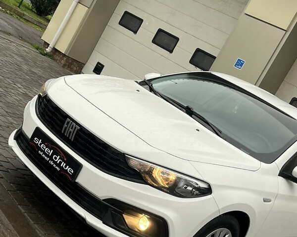 Белый Фиат Типо, объемом двигателя 1.37 л и пробегом 109 тыс. км за 10999 $, фото 3 на Automoto.ua