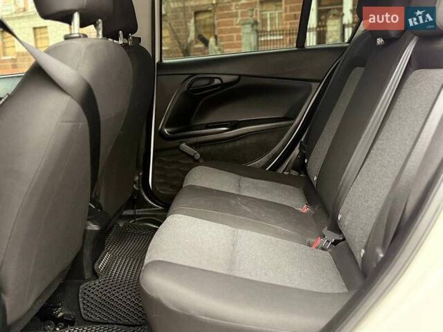 Белый Фиат Типо, объемом двигателя 1.37 л и пробегом 102 тыс. км за 10999 $, фото 20 на Automoto.ua