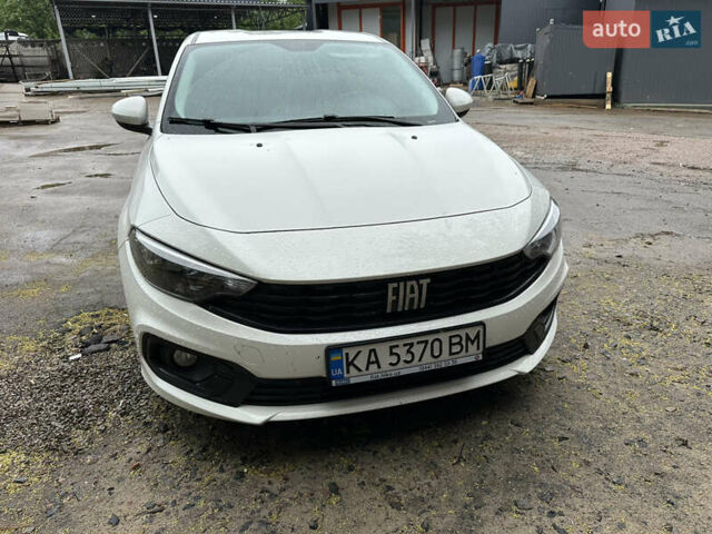 Белый Фиат Типо, объемом двигателя 1.37 л и пробегом 91 тыс. км за 11700 $, фото 5 на Automoto.ua