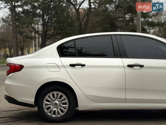 Белый Фиат Типо, объемом двигателя 1.37 л и пробегом 102 тыс. км за 10999 $, фото 9 на Automoto.ua