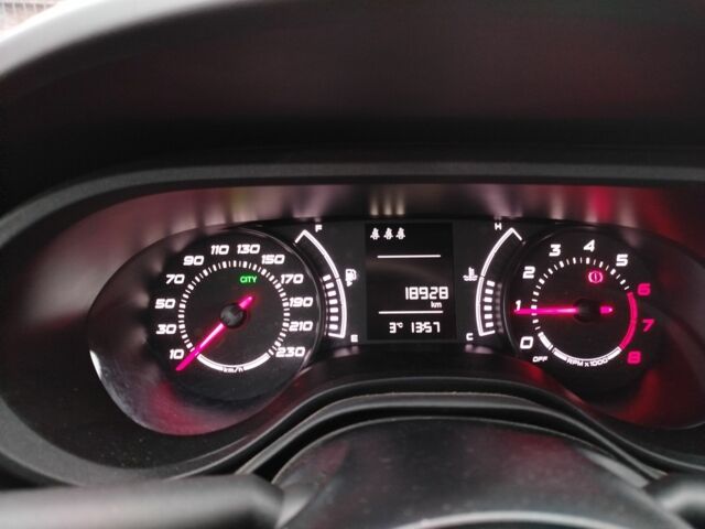 Белый Фиат Типо, объемом двигателя 1.4 л и пробегом 20 тыс. км за 12000 $, фото 2 на Automoto.ua